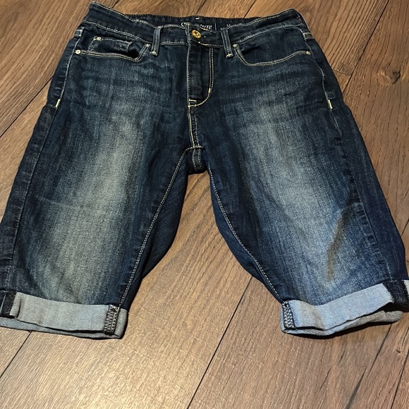 Levi Strauss modern skinny shorts medium wash - Picture 3 of 9